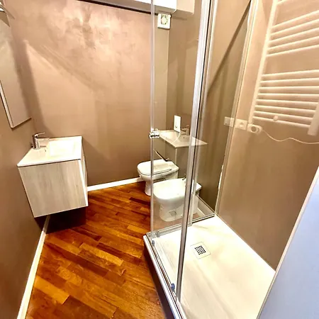La Casa Di Veronica كومو